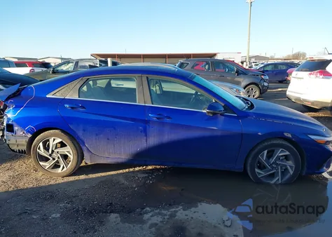 2024 Hyundai Elantra Limited z USA, uszkodzony, nr VIN KMHLP4DG8RU682294